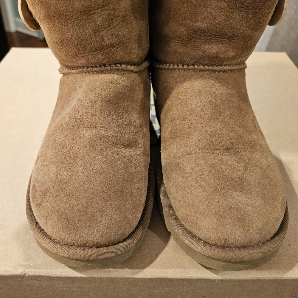 Ugg Bailey 3 Button Shearling Boot - image 6